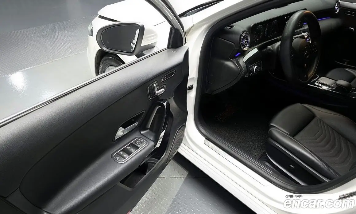Mercedes-Benz A-Class 2020 2.0 автомат (гидро), фото 11 Mercedes-Benz A-Class 2020 2.0 автомат (гидро), фото 11