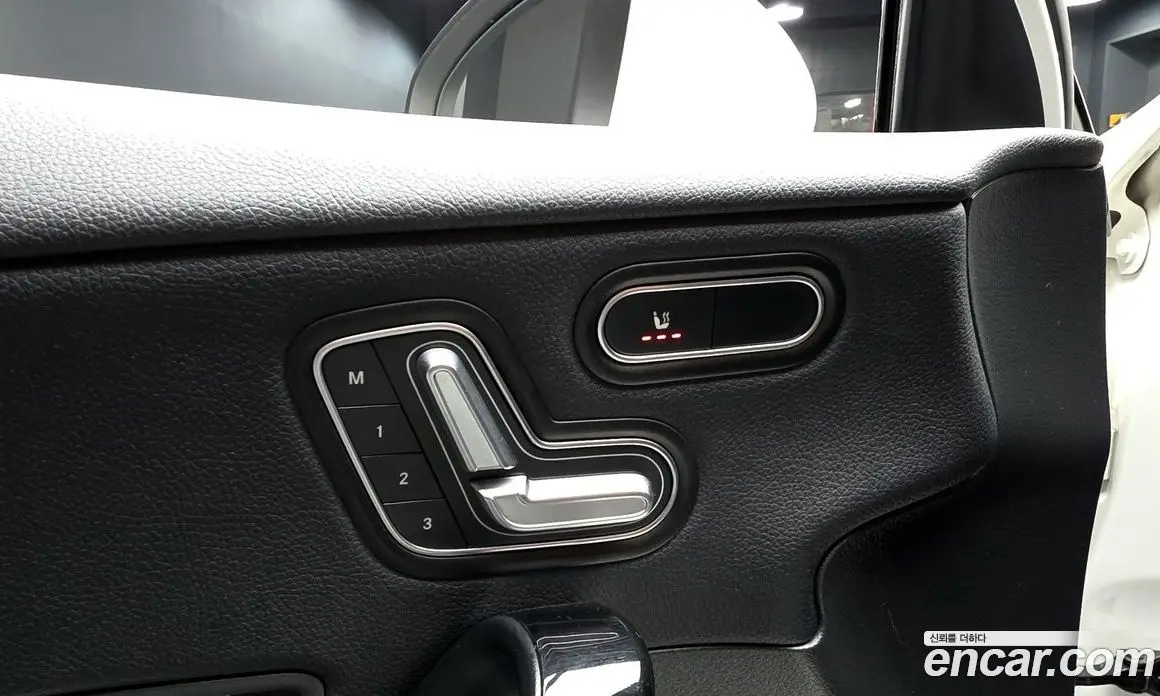 Mercedes-Benz A-Class 2020 2.0 автомат (гидро), фото 18 Mercedes-Benz A-Class 2020 2.0 автомат (гидро), фото 18