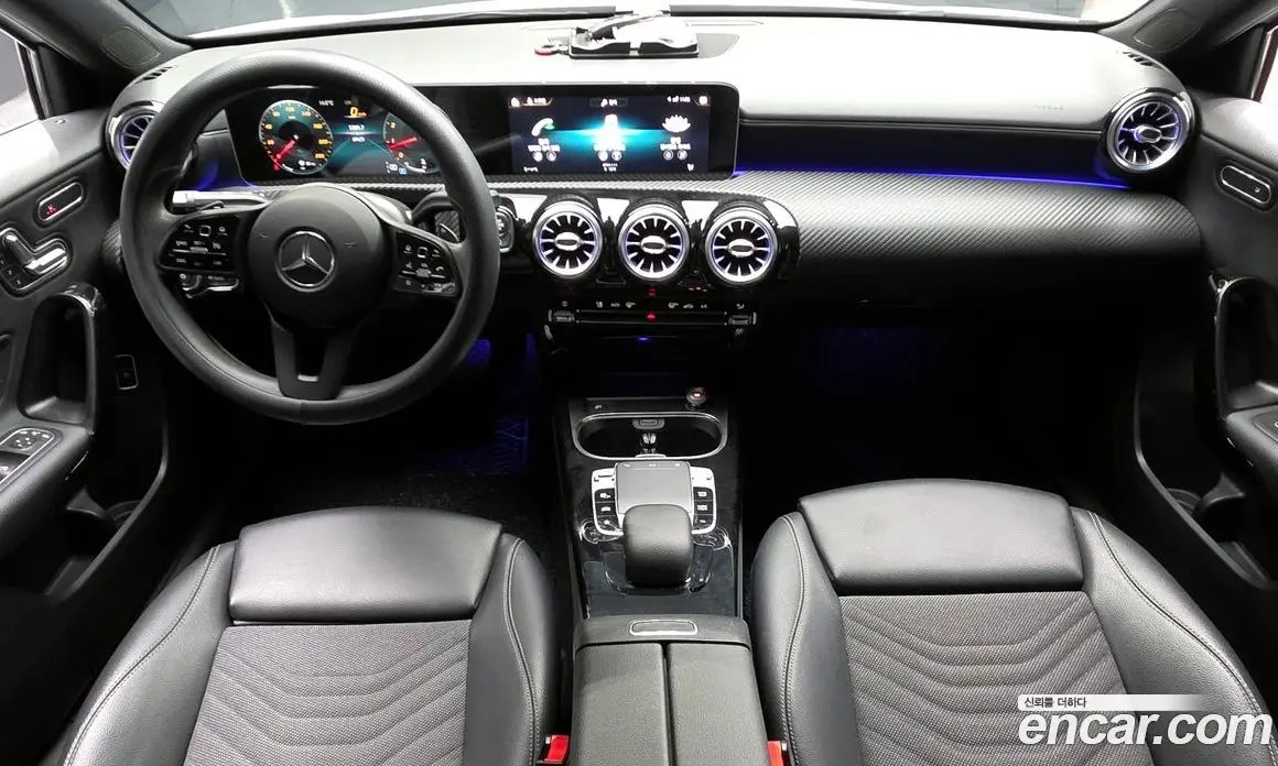 Mercedes-Benz A-Class 2020 2.0 автомат (гидро), фото 7 Mercedes-Benz A-Class 2020 2.0 автомат (гидро), фото 7