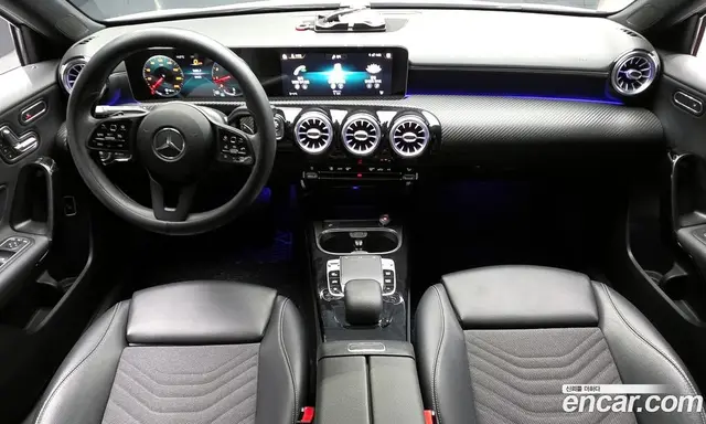 Mercedes-Benz A-Class 2020 2.0 автомат (гидро), миниатюра 7 Mercedes-Benz A-Class 2020 2.0 автомат (гидро), миниатюра 7