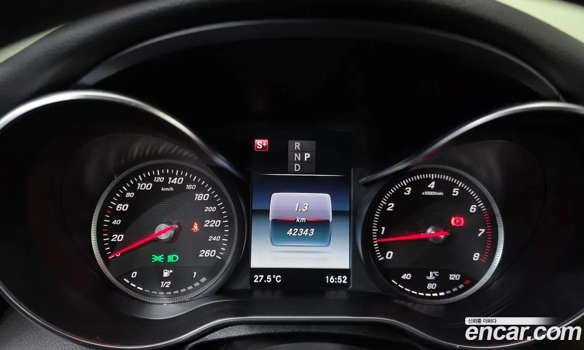 Mercedes-Benz C-Class 2017 2.0 автомат (гидро), фото 8
