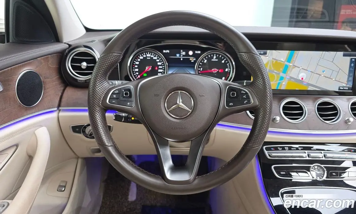 Mercedes-Benz E-Class 2016 1.9 автомат (гидро), фото 13
