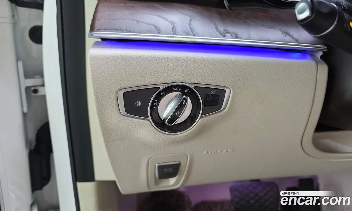 Mercedes-Benz E-Class 2016 1.9 автомат (гидро), фото 17