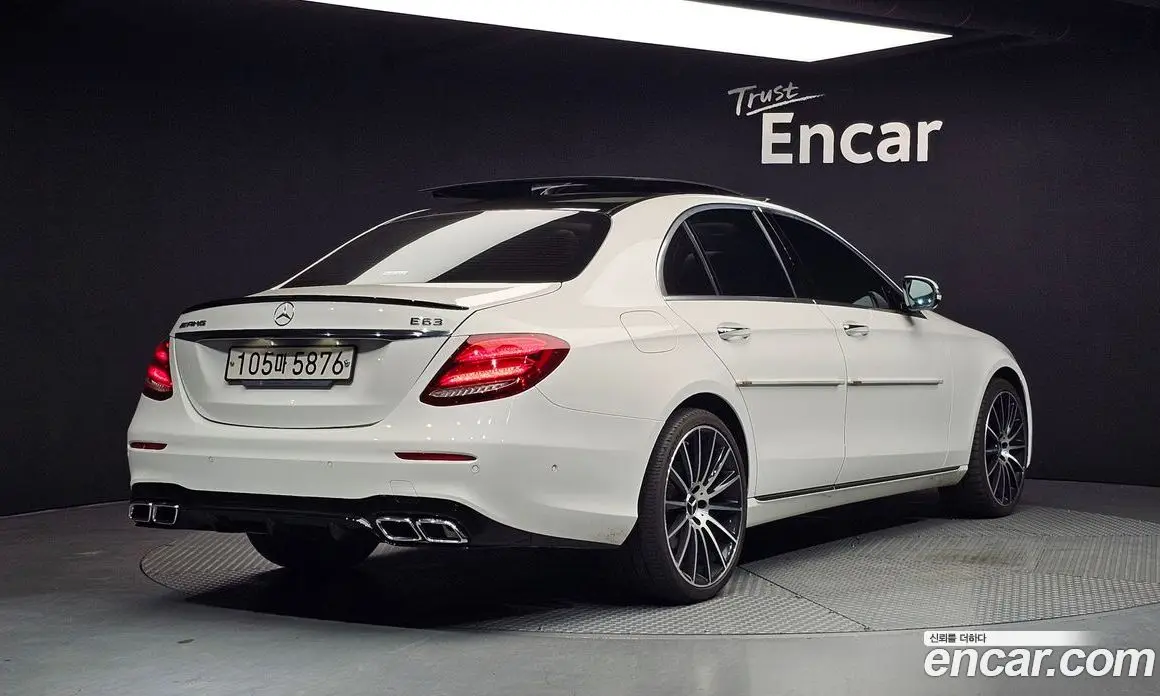 Mercedes-Benz E-Class 2017 2.0 автомат (гидро), фото 2 Mercedes-Benz E-Class 2017 2.0 автомат (гидро), фото 2