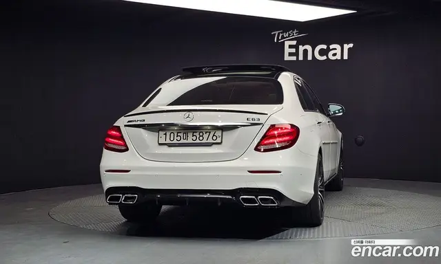 Mercedes-Benz E-Class 2017 2.0 автомат (гидро), миниатюра 4 Mercedes-Benz E-Class 2017 2.0 автомат (гидро), миниатюра 4