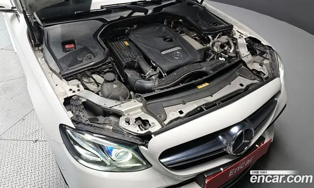 Mercedes-Benz E-Class 2017 2.0 автомат (гидро), миниатюра 6 Mercedes-Benz E-Class 2017 2.0 автомат (гидро), миниатюра 6