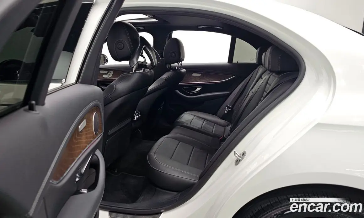 Mercedes-Benz E-Class 2020 2.0 автомат (гидро), фото 11