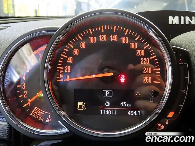 Mini Clubman 2018 1.5 автомат (гидро), миниатюра 9 Mini Clubman 2018 1.5 автомат (гидро), миниатюра 9