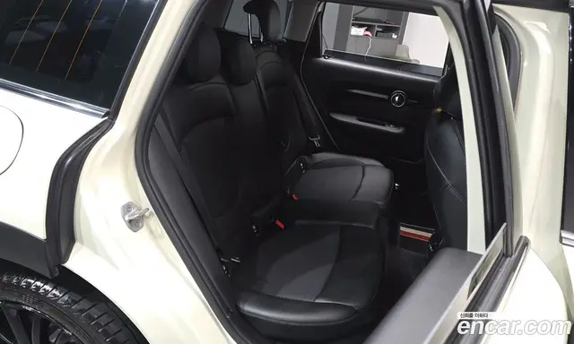 Mini Clubman 2021 1.5 автомат (гидро), миниатюра 11