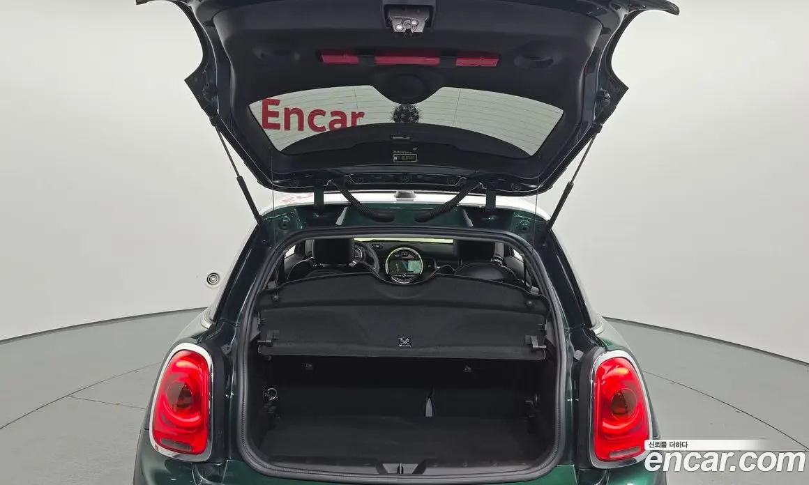 Mini Cooper 2017 1.5 автомат (гидро), фото 18 Mini Cooper 2017 1.5 автомат (гидро), фото 18