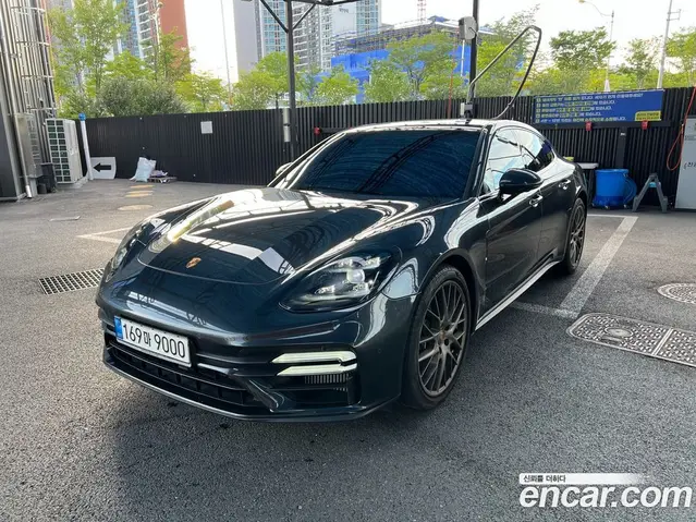 Porsche Panamera, 2021, 82 479 км