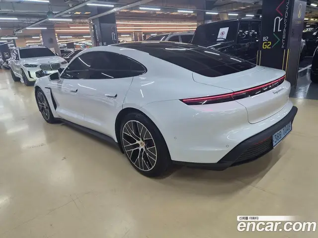 Porsche Taycan 2025 0.8 автомат (гидро), миниатюра 6 Porsche Taycan 2025 0.8 автомат (гидро), миниатюра 6