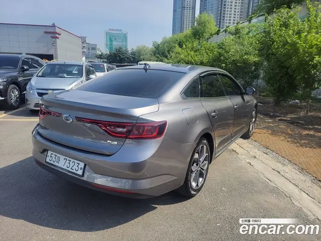 Renault (Samsung) SM6 2018 2.0 автомат (гидро), миниатюра 3
