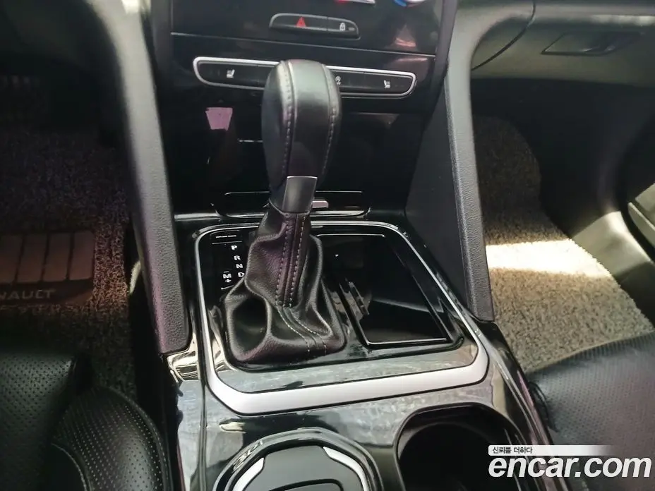 Renault (Samsung) SM6 2018 2.0 автомат (гидро), фото 8 Renault (Samsung) SM6 2018 2.0 автомат (гидро), фото 8