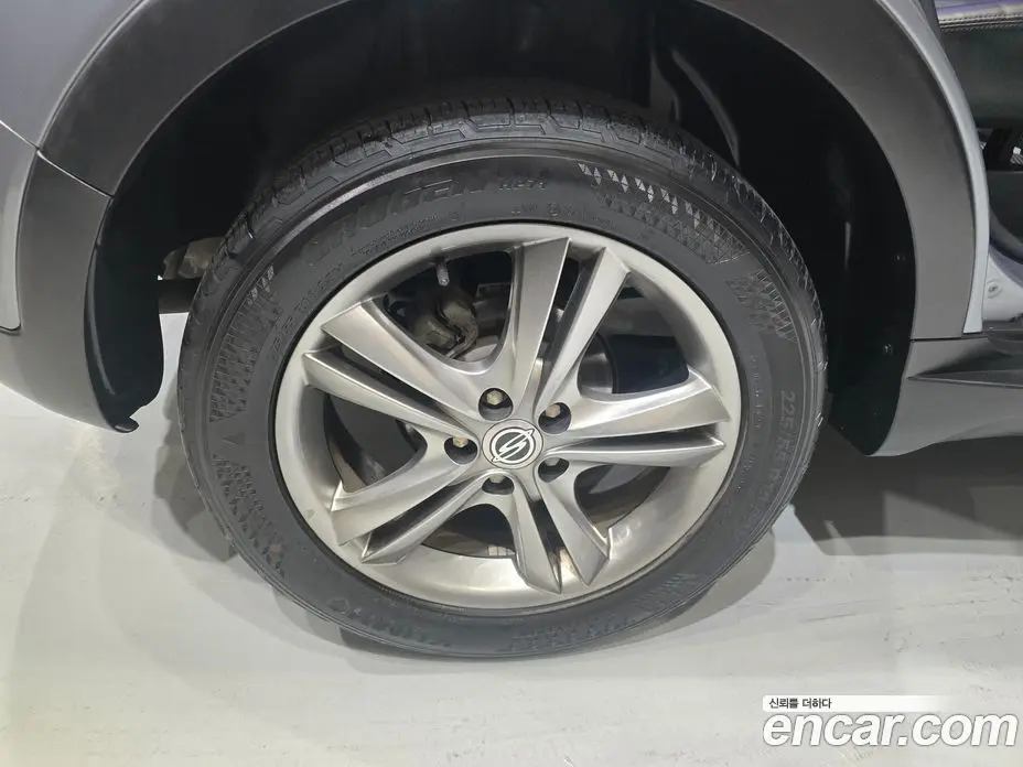 SsangYong Korando 2012 2.0 автомат (гидро), фото 18 SsangYong Korando 2012 2.0 автомат (гидро), фото 18