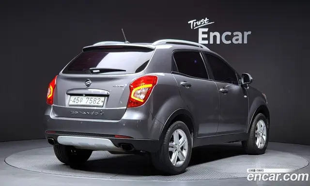 SsangYong Korando 2014 2.0 автомат (гидро), миниатюра 2