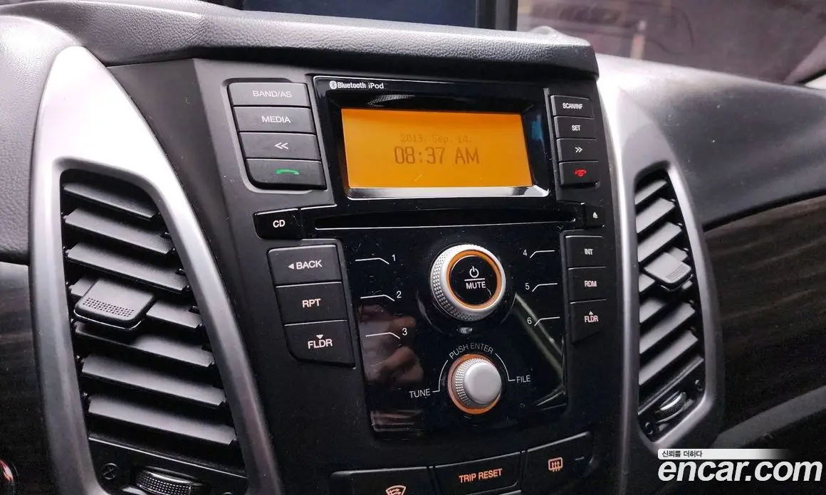 SsangYong Korando 2014 2.0 автомат (гидро), фото 16