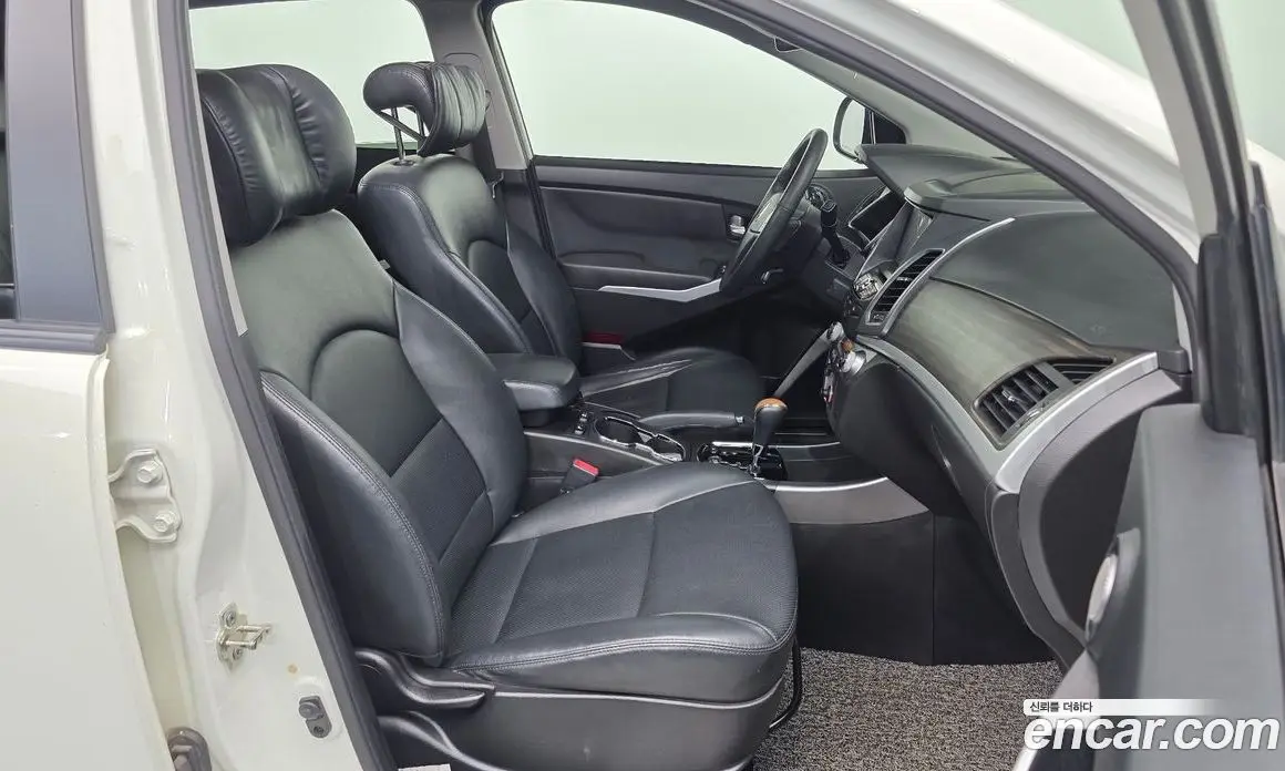 SsangYong Korando 2016 2.2 автомат (гидро), фото 11