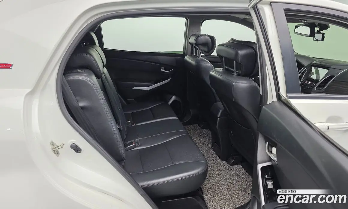 SsangYong Korando 2016 2.2 автомат (гидро), фото 12