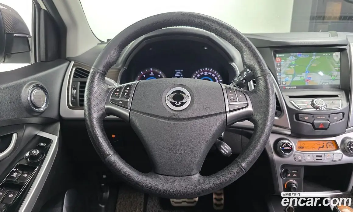 SsangYong Korando 2016 2.2 автомат (гидро), фото 13