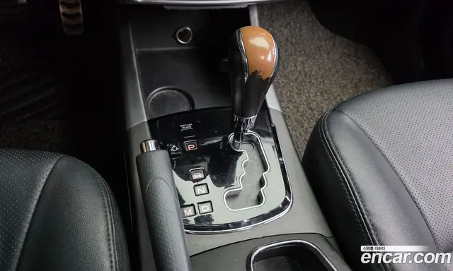 SsangYong Korando 2016 2.2 автомат (гидро), миниатюра 9