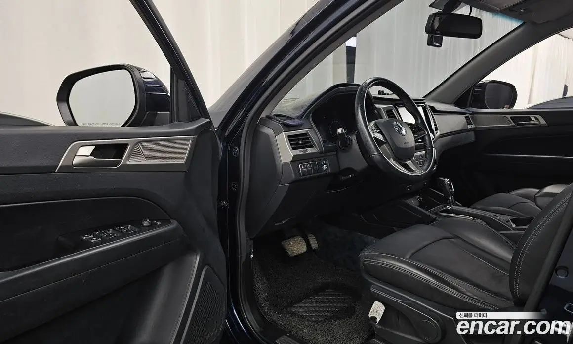 SsangYong Rexton 2018 2.2 автомат (гидро), фото 10 SsangYong Rexton 2018 2.2 автомат (гидро), фото 10