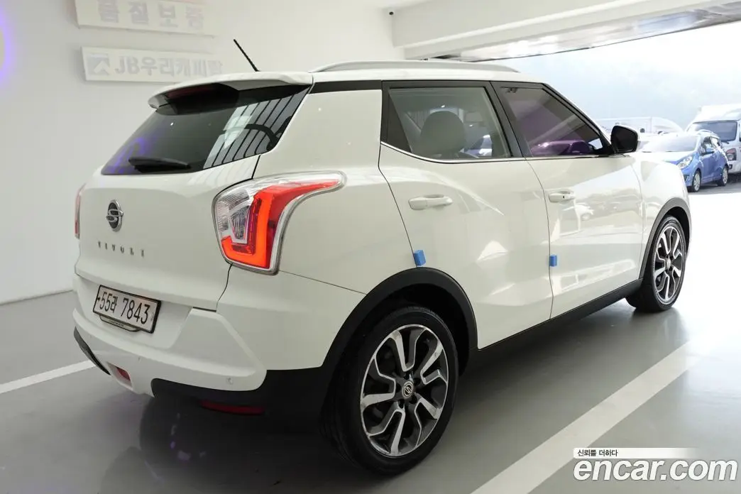 SsangYong TIBOLI 2015 1.6 автомат (гидро), фото 2 SsangYong TIBOLI 2015 1.6 автомат (гидро), фото 2