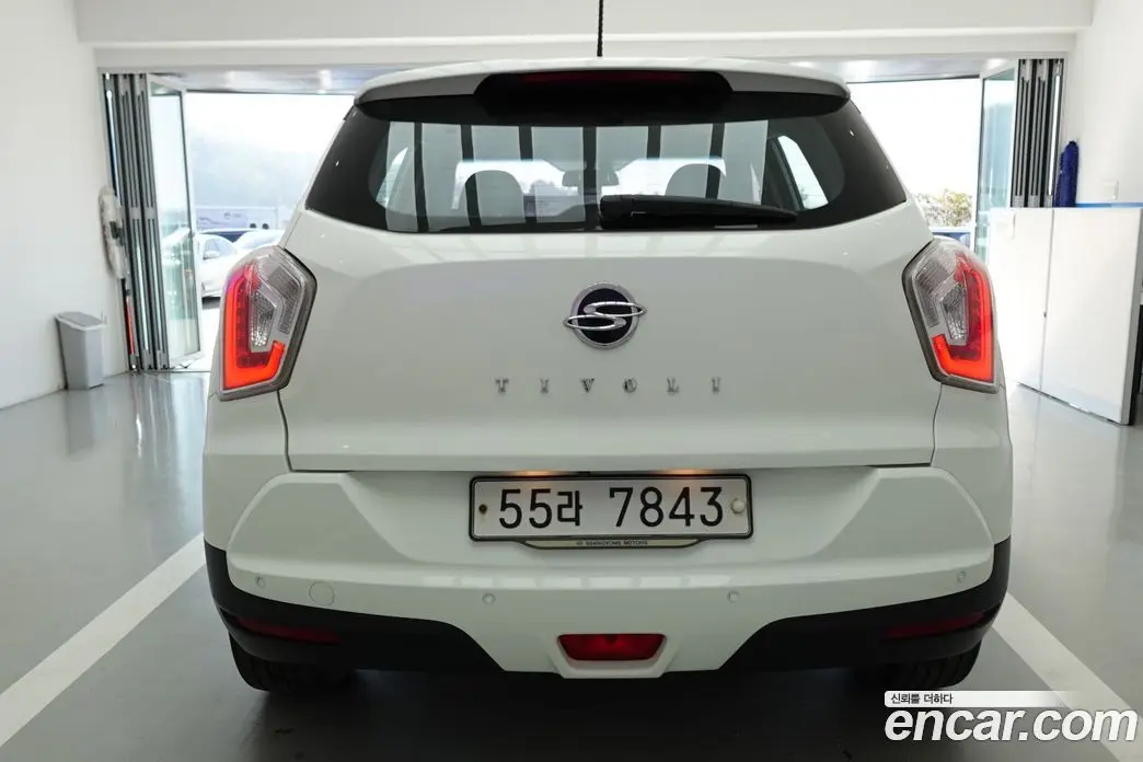 SsangYong TIBOLI 2015 1.6 автомат (гидро), фото 4 SsangYong TIBOLI 2015 1.6 автомат (гидро), фото 4