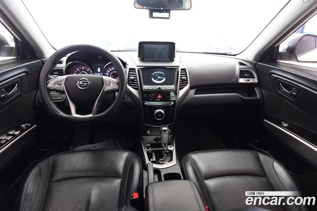SsangYong TIBOLI 2015 1.6 автомат (гидро), фото 10 SsangYong TIBOLI 2015 1.6 автомат (гидро), фото 10