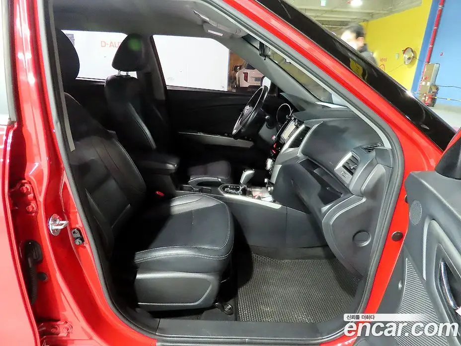 SsangYong TIBOLI 2015 1.6 автомат (гидро), фото 15 SsangYong TIBOLI 2015 1.6 автомат (гидро), фото 15