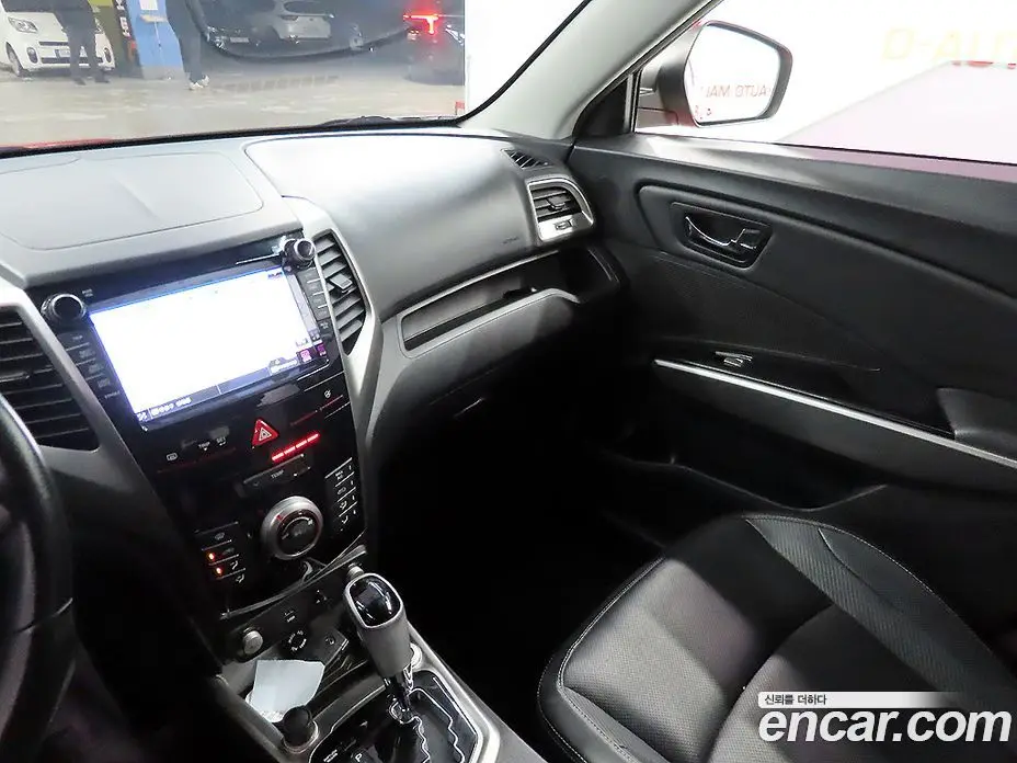 SsangYong TIBOLI 2015 1.6 автомат (гидро), фото 18 SsangYong TIBOLI 2015 1.6 автомат (гидро), фото 18
