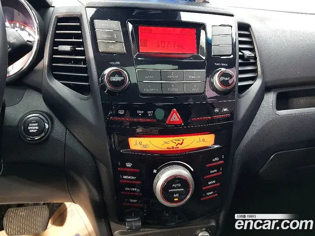 SsangYong TIBOLI 2017 1.6 автомат (гидро), миниатюра 11