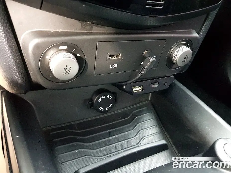 SsangYong TIBOLI 2017 1.6 автомат (гидро), фото 13