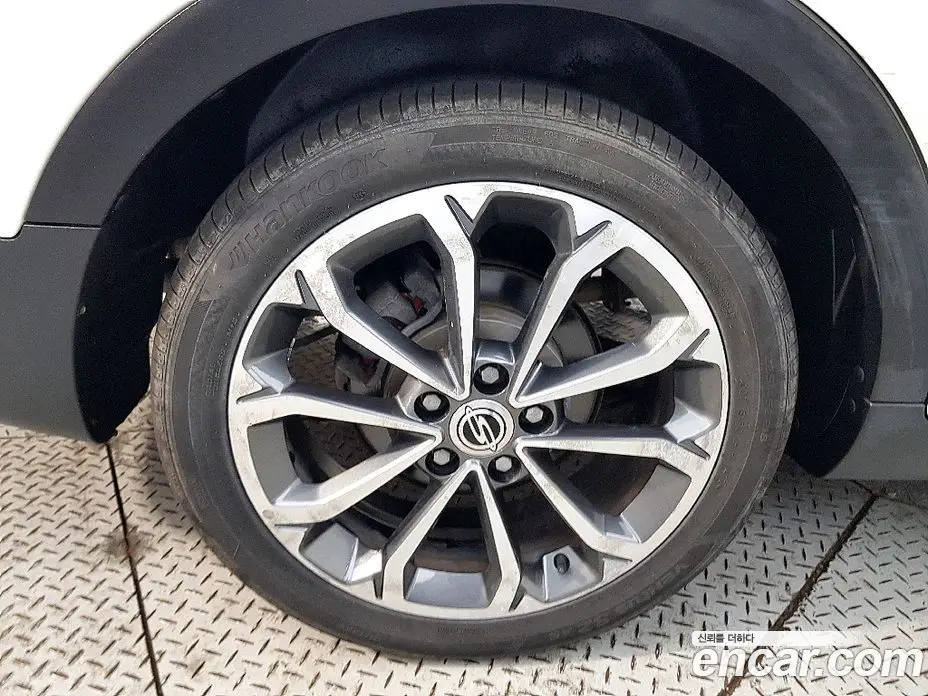 SsangYong TIBOLI 2017 1.6 автомат (гидро), фото 20