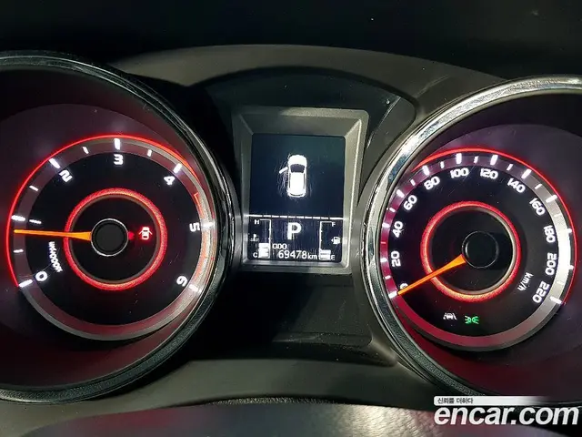 SsangYong TIBOLI 2017 1.6 автомат (гидро), миниатюра 6