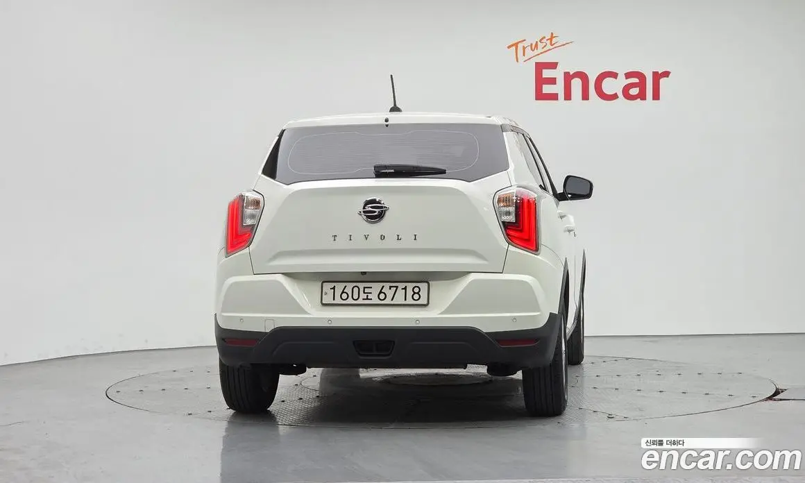 SsangYong TIBOLI 2022 1.5 автомат (гидро), фото 4 SsangYong TIBOLI 2022 1.5 автомат (гидро), фото 4