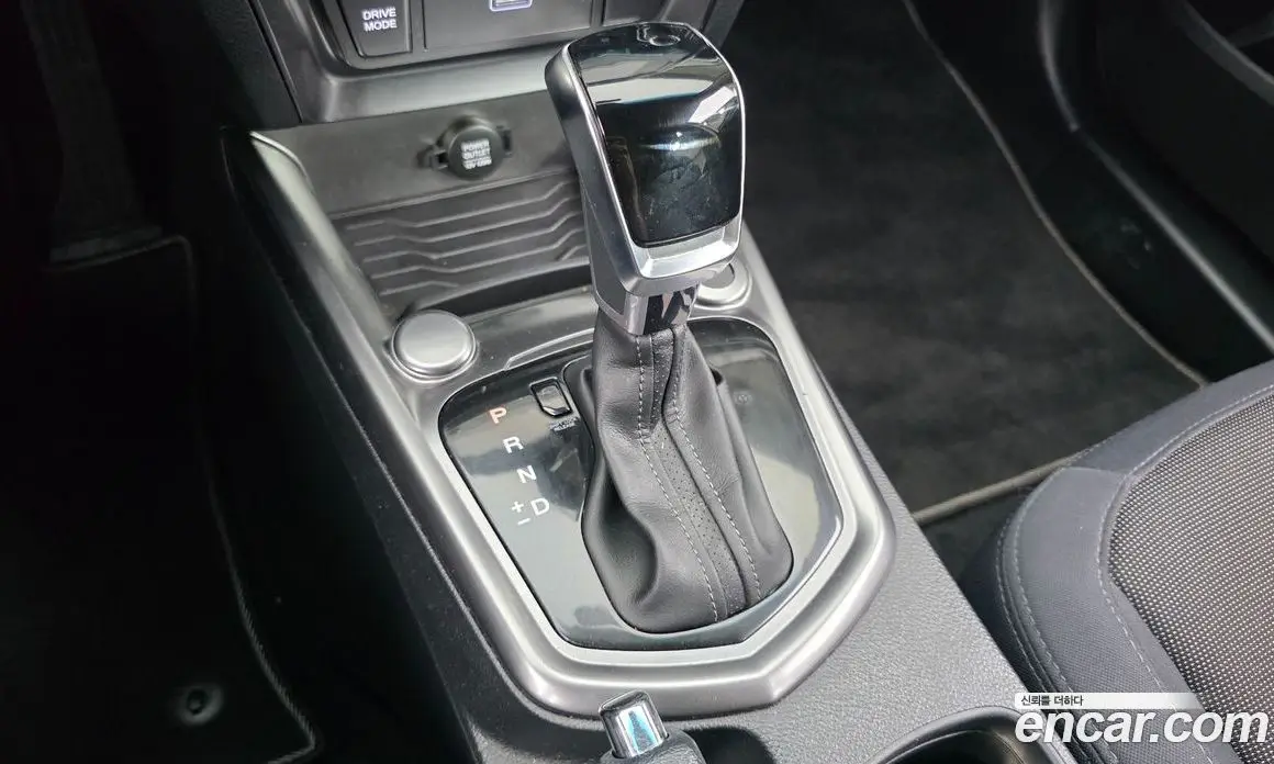 SsangYong TIBOLI 2022 1.5 автомат (гидро), фото 9 SsangYong TIBOLI 2022 1.5 автомат (гидро), фото 9