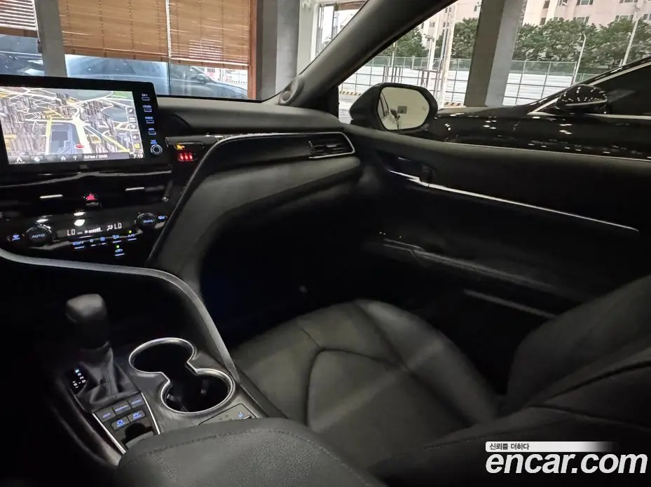 Toyota Camry 2024 2.5 автомат (гидро), фото 17