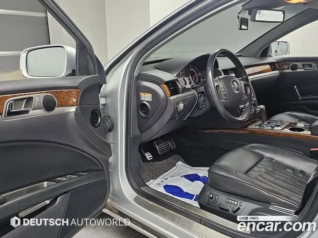 Volkswagen Phaeton 2013 3.0 автомат (гидро), миниатюра 11