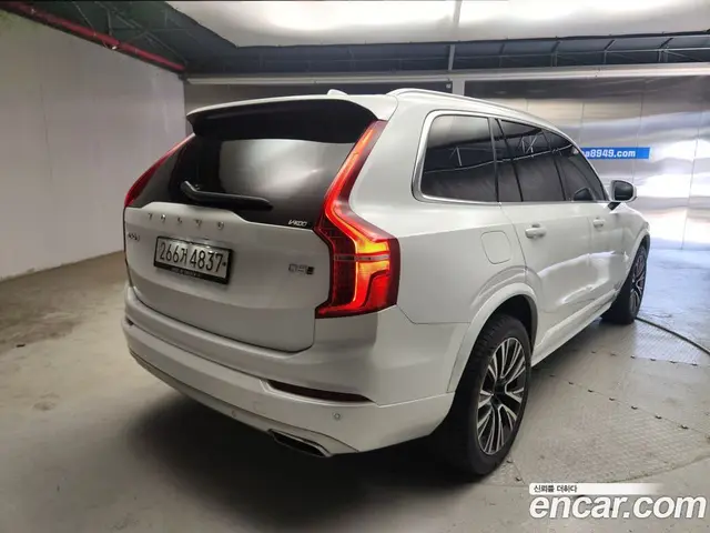 Volvo XC90 2019 2.0 автомат (гидро), миниатюра 2