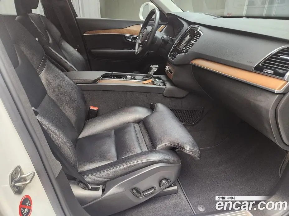 Volvo XC90 2019 2.0 автомат (гидро), фото 7