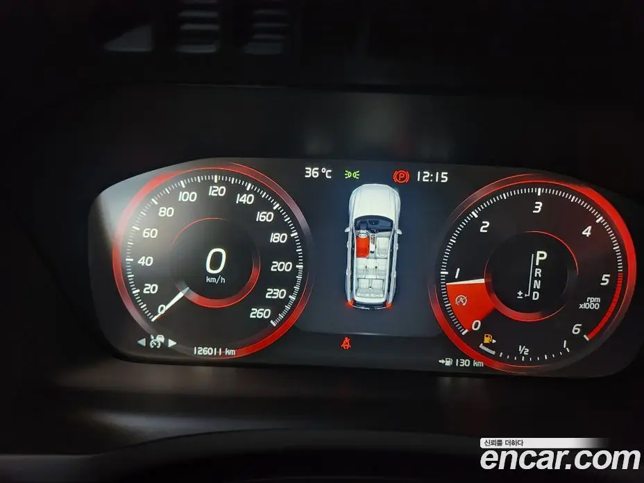 Volvo XC90 2019 2.0 автомат (гидро), фото 8