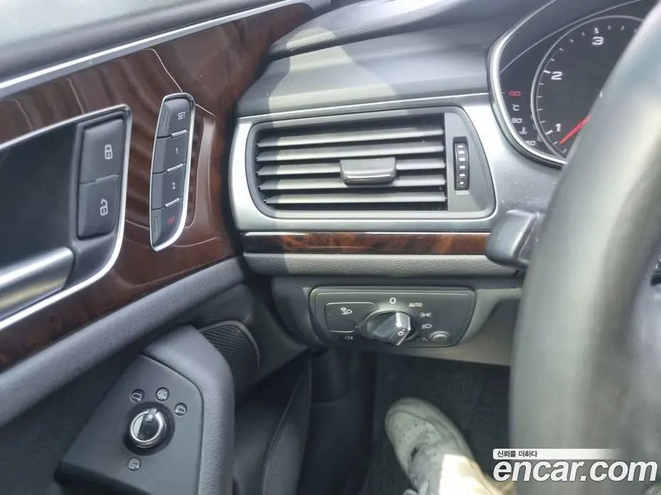 Audi A6 2015 3.0 автомат (гидро), фото 14