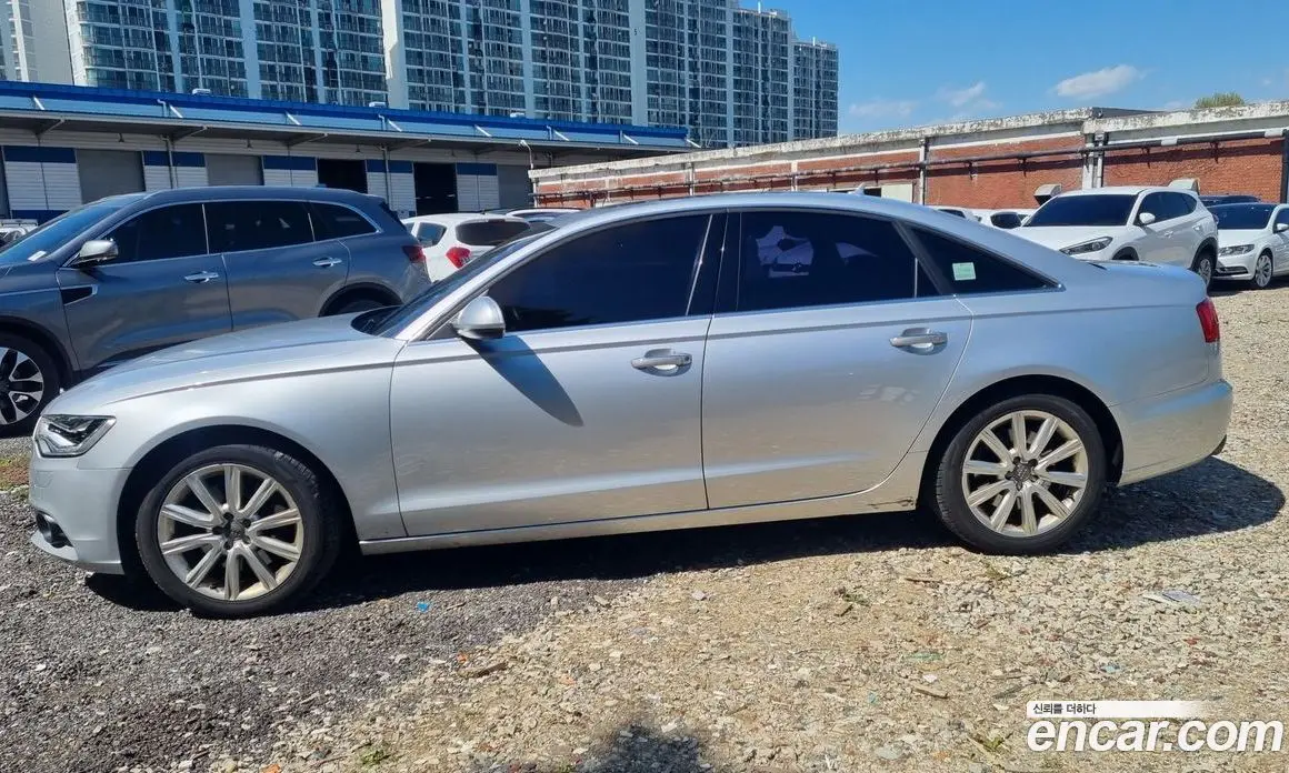 Audi A6 2015 3.0 автомат (гидро), фото 3