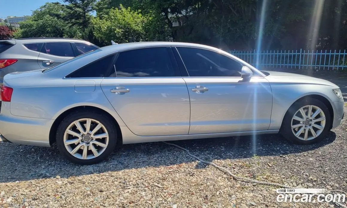 Audi A6 2015 3.0 автомат (гидро), фото 5