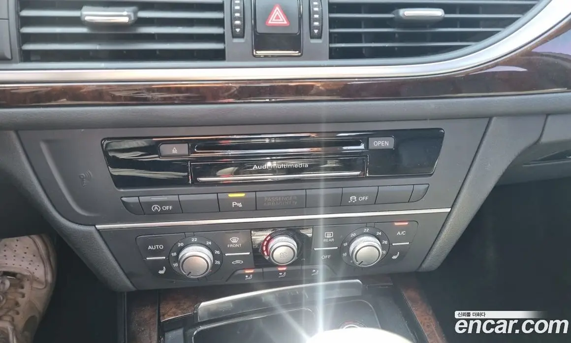 Audi A6 2015 3.0 автомат (гидро), фото 10
