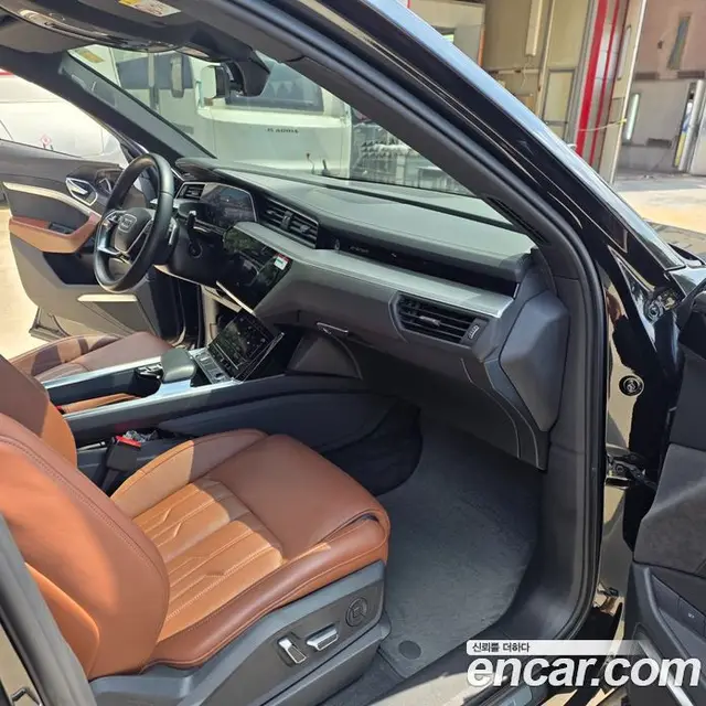 Audi e-tron 2020 0.2 автомат (гидро), миниатюра 11