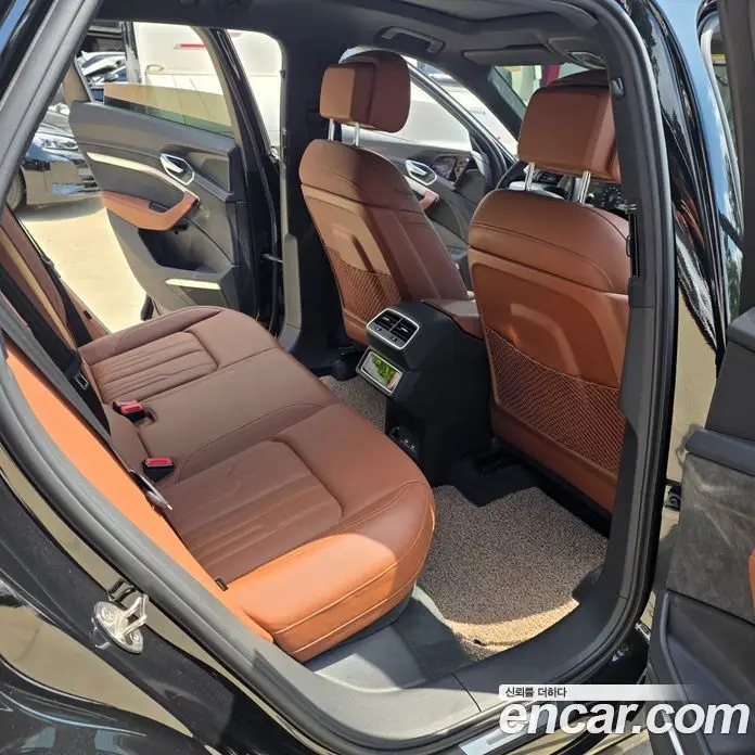 Audi e-tron 2020 0.2 автомат (гидро), фото 12