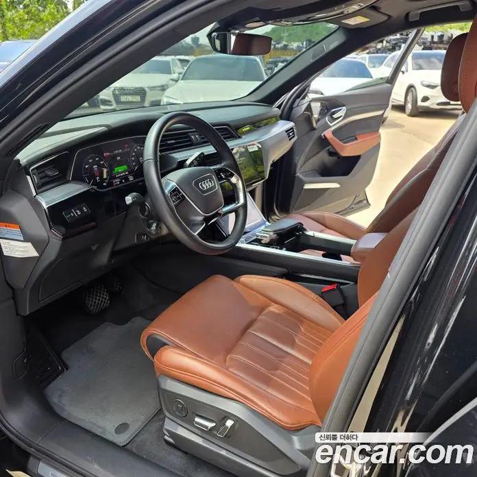 Audi e-tron 2020 0.2 автомат (гидро), фото 9