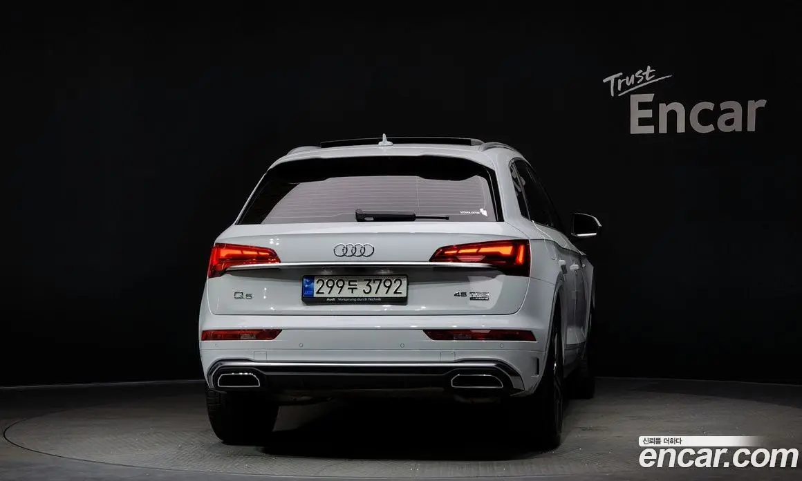 Audi Q5 2021 2.0 автомат (гидро), фото 4 Audi Q5 2021 2.0 автомат (гидро), фото 4